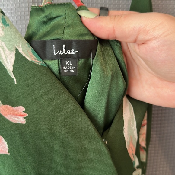 Lulus Floral Green Maxi wrap dress - Picture 2 of 4